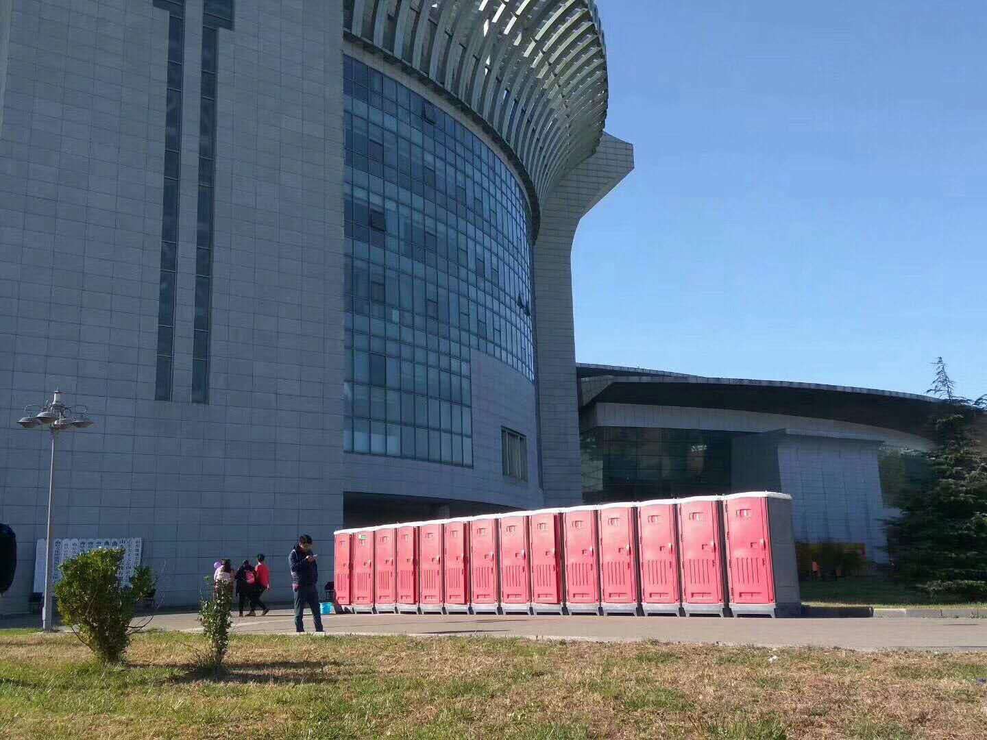 大厦移动卫生间案例展示(图1) 大厦移动卫生间案例展示(图1)